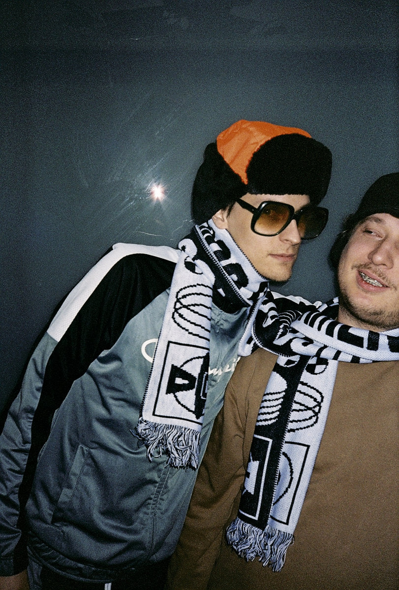 Iptamenos Discos Scarf